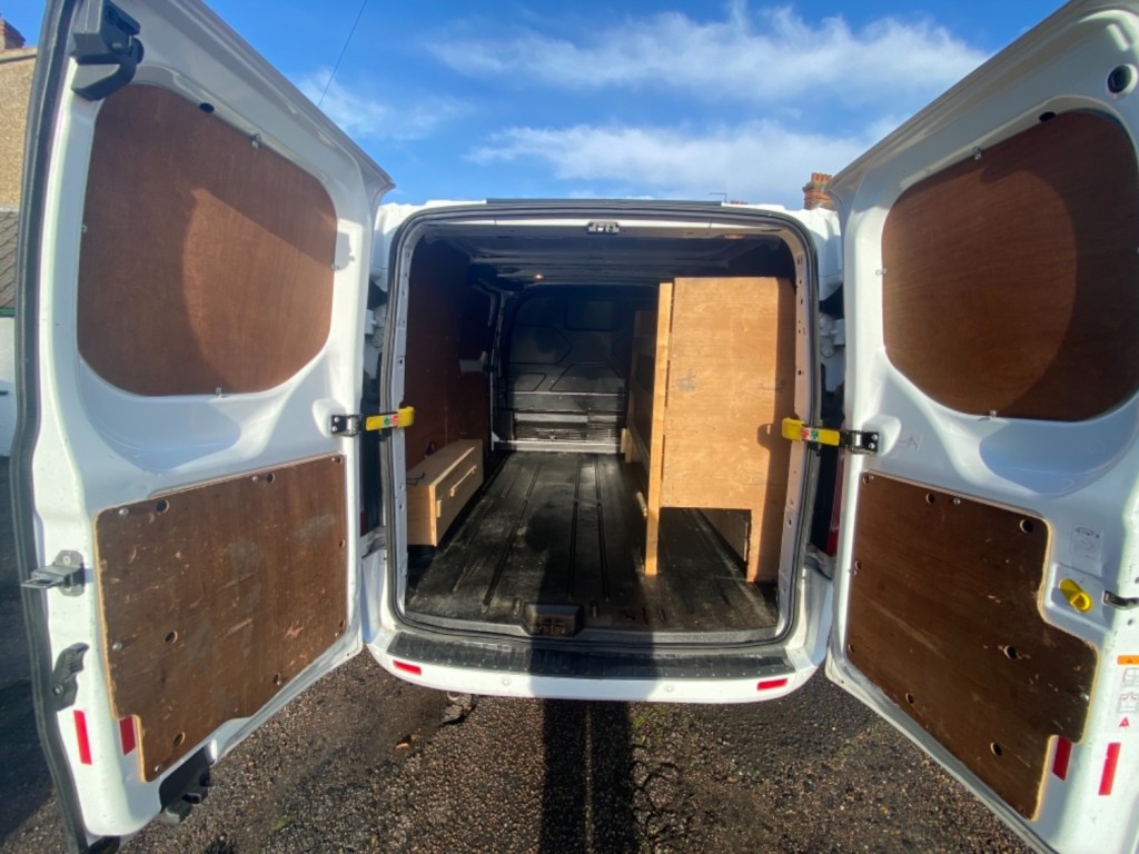 FORD TRANSIT CUSTOM