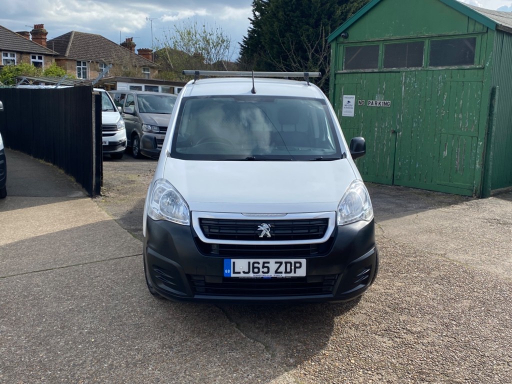 PEUGEOT PARTNER