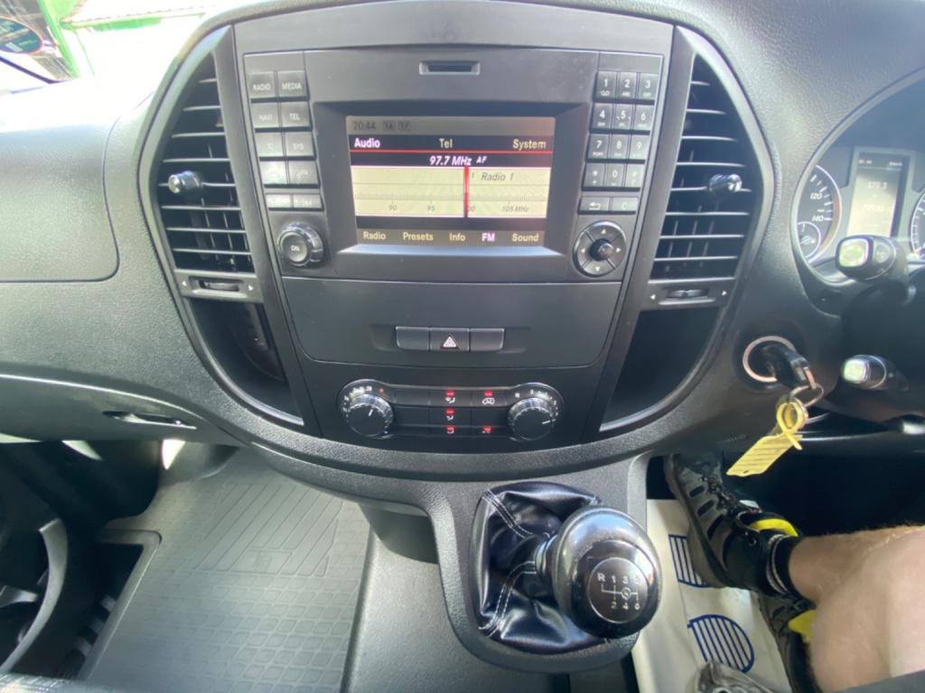 MERCEDES-BENZ VITO