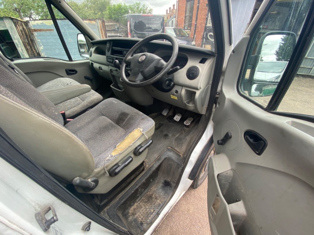 VAUXHALL MOVANO