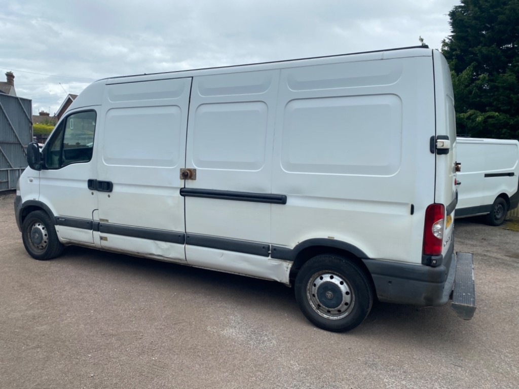 VAUXHALL MOVANO