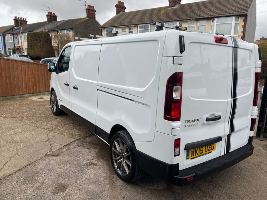 RENAULT TRAFIC