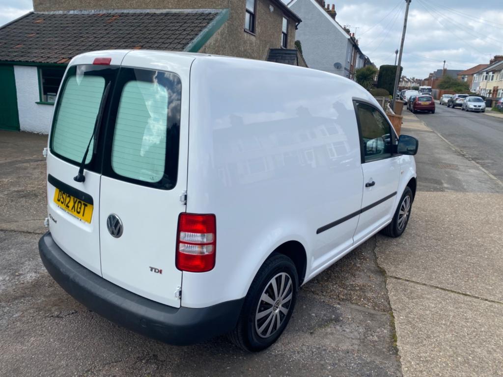 VOLKSWAGEN CADDY