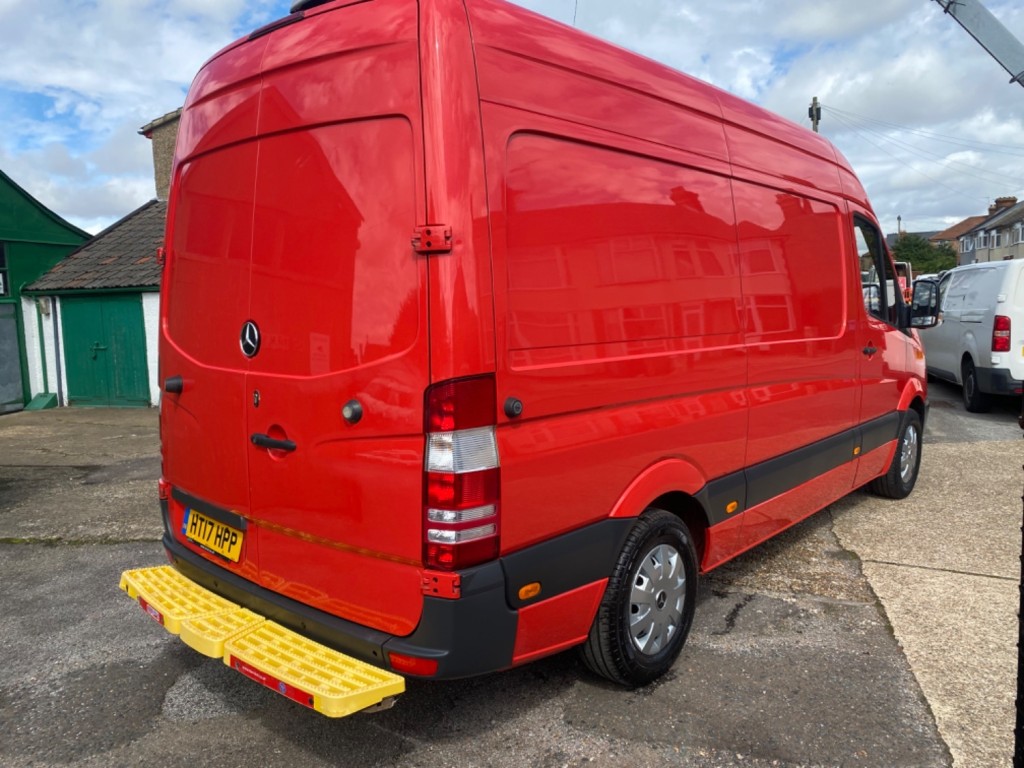 MERCEDES-BENZ SPRINTER