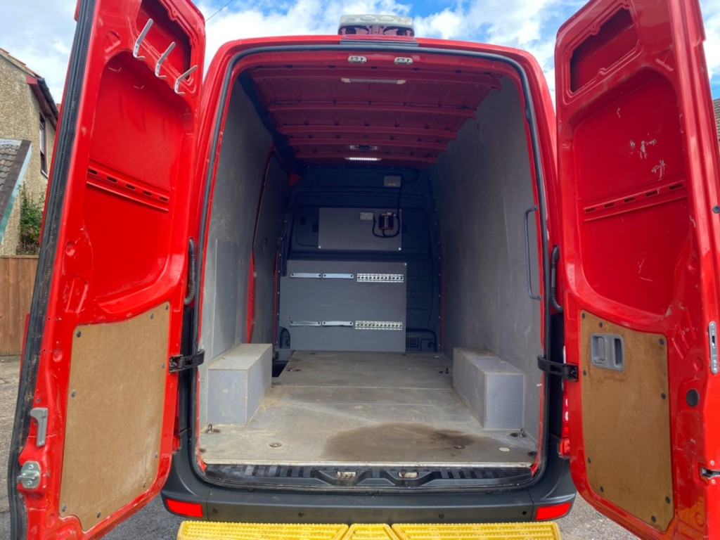 MERCEDES-BENZ SPRINTER