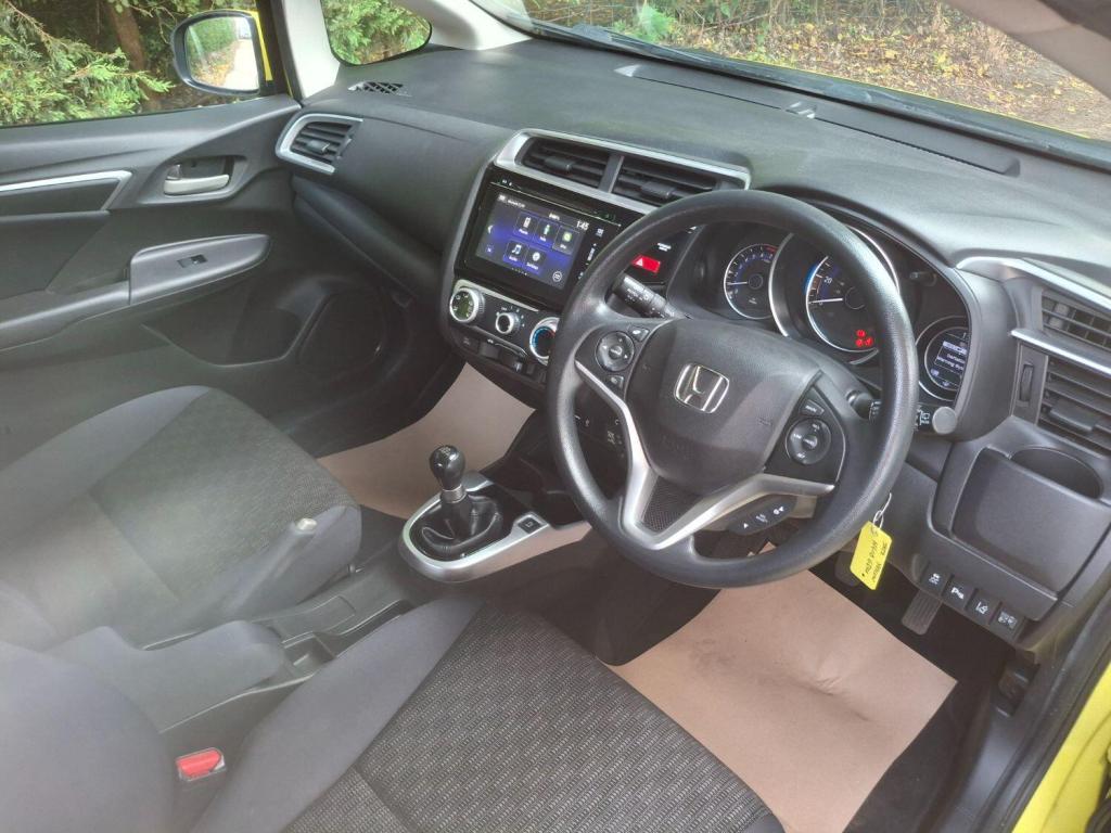 HONDA JAZZ