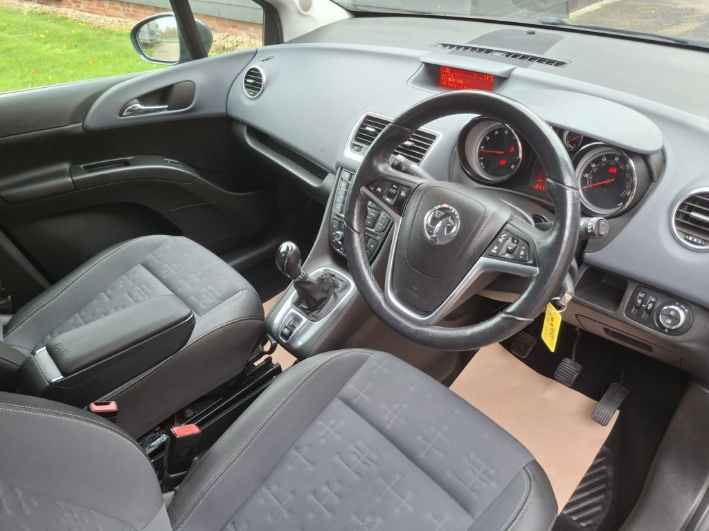 View VAUXHALL MERIVA 1.4 i Tech Line
