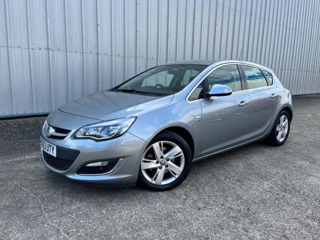 VAUXHALL ASTRA