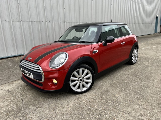 MINI HATCH