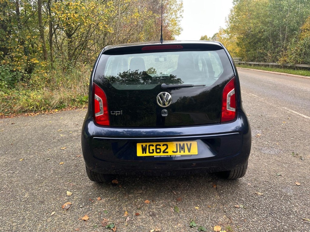 VOLKSWAGEN UP