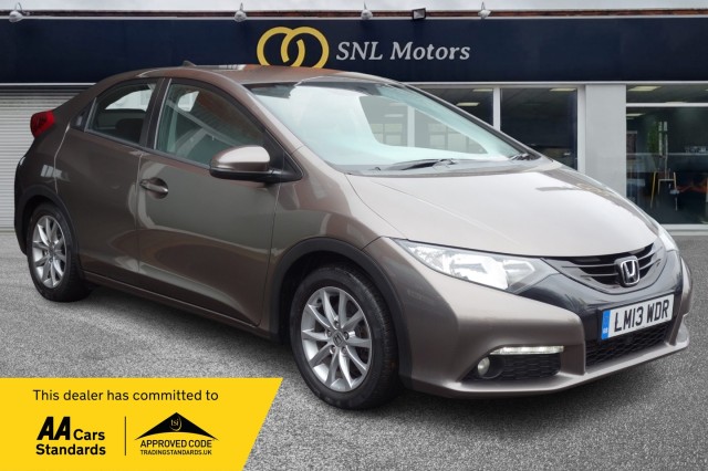 HONDA CIVIC 1.8 i-VTEC ES (2013/13)