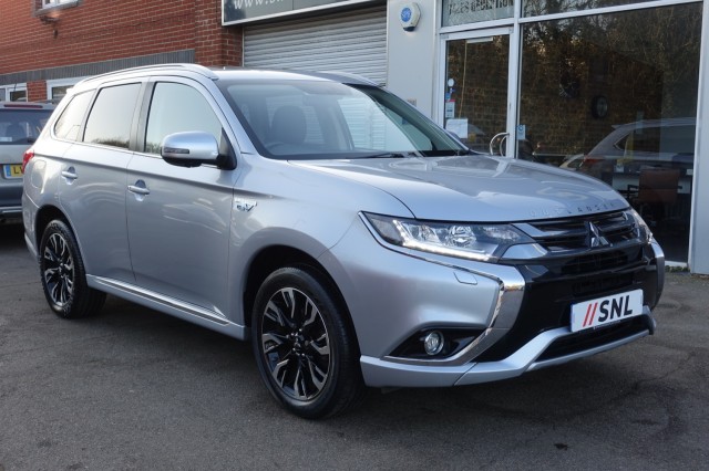 MITSUBISHI OUTLANDER PHEV 5H (2017/67)