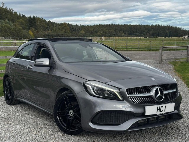 MERCEDES-BENZ A CLASS 1.6 A180 AMG Line (2017)
