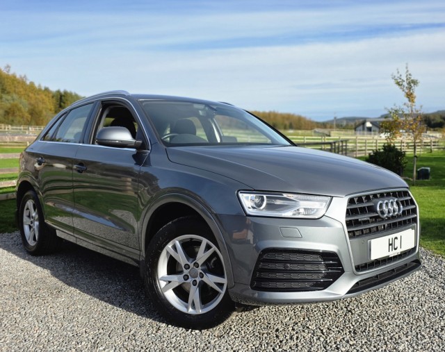 AUDI Q3 2.0 TDI Sport (2017)