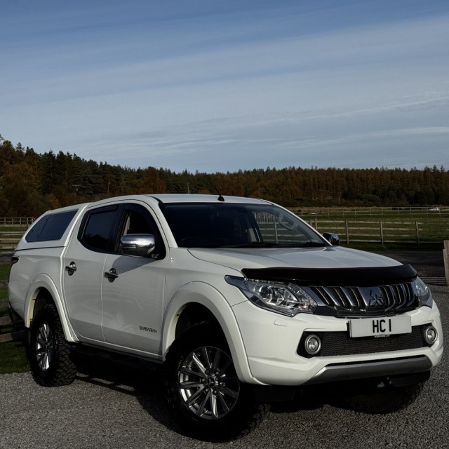 MITSUBISHI L200 2.4 DI-D DC Barbarian (2016)