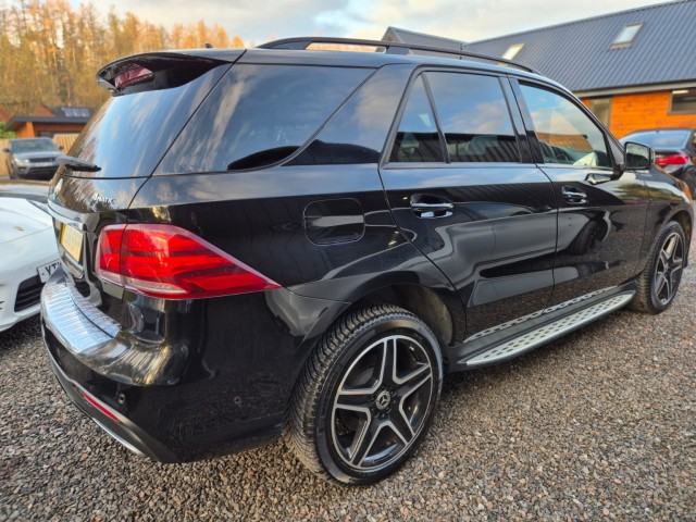 MERCEDES-BENZ GLE CLASS 3.0 GLE350d V6 AMG Night Edition (2018)