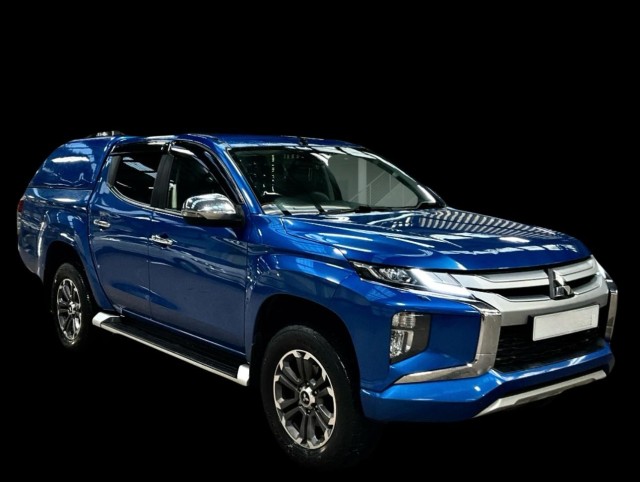 MITSUBISHI L200 2.2 DI-D DC Barbarian (2021)