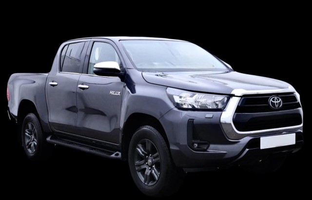 TOYOTA HILUX 2.4 D-4D Icon (2022)
