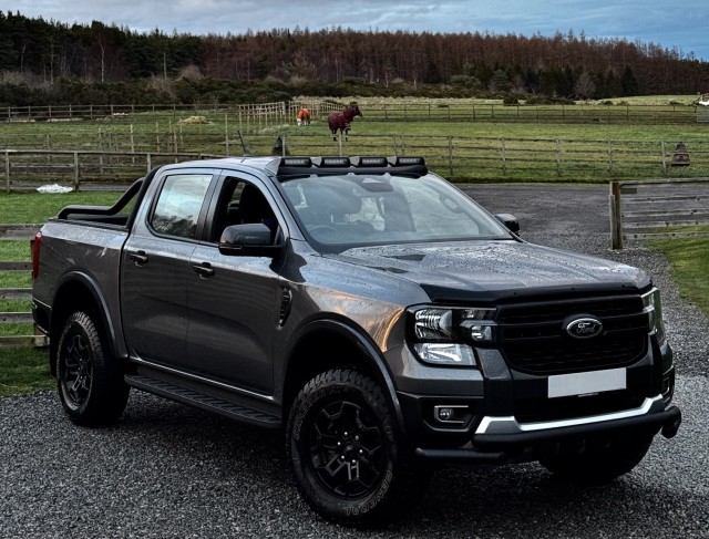 FORD RANGER 2.0 Ranger P703 Tremor Double Cab 2.0L EcoBlue 205ps 4WD FT 10 Speed Automatic (2024)