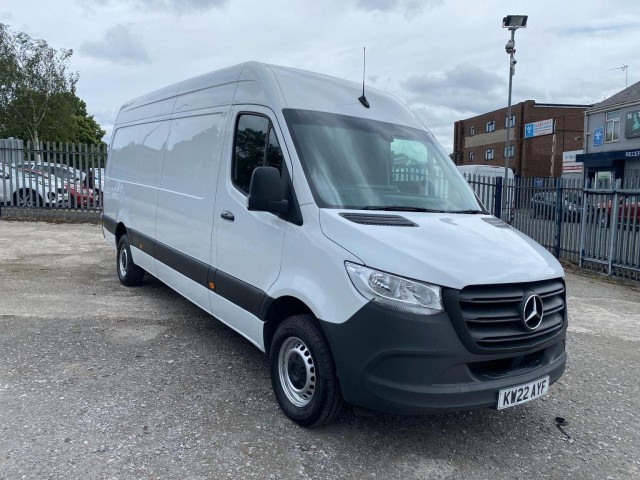 MERCEDES-BENZ SPRINTER