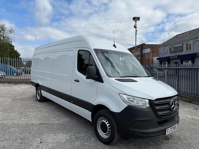 MERCEDES-BENZ SPRINTER