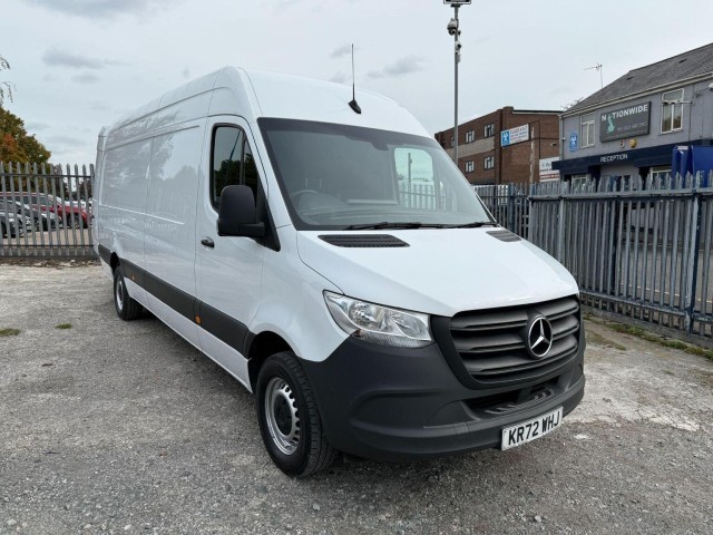 MERCEDES-BENZ SPRINTER