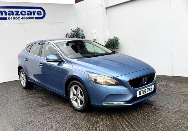 VOLVO V40 2.0 Momentum D2 (2015/15)