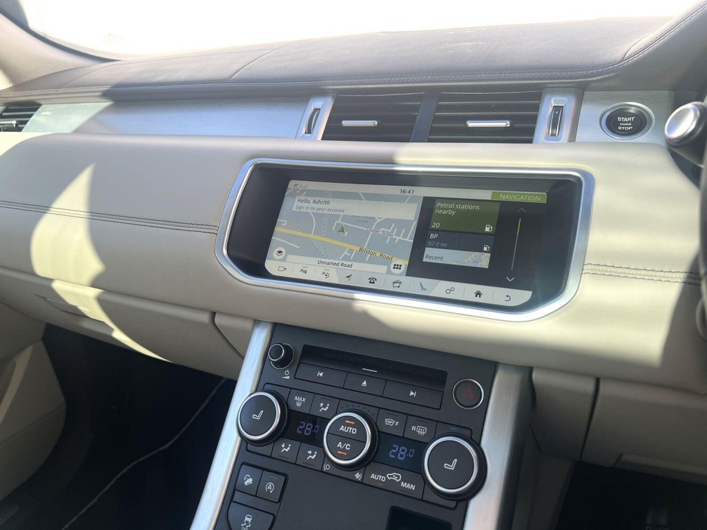 LAND ROVER RANGE ROVER EVOQUE