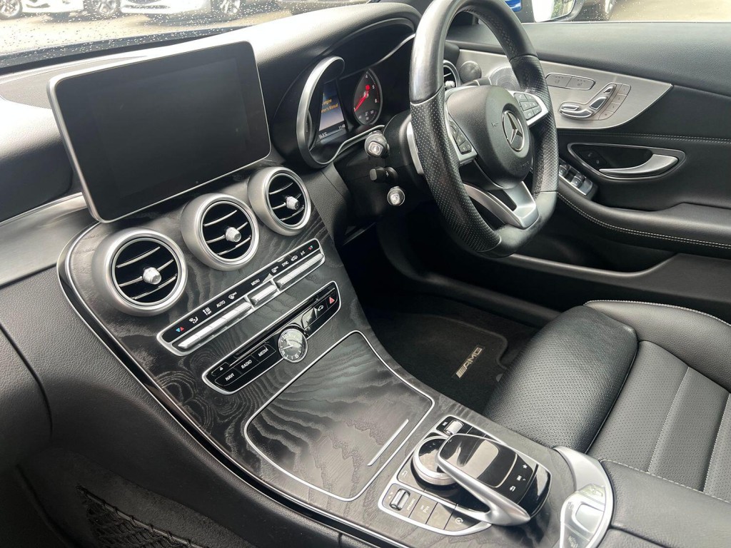 MERCEDES-BENZ C CLASS