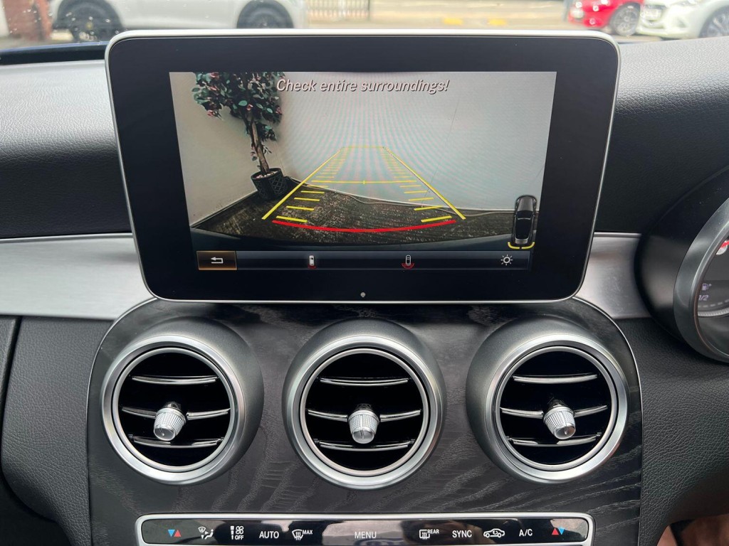 MERCEDES-BENZ C CLASS