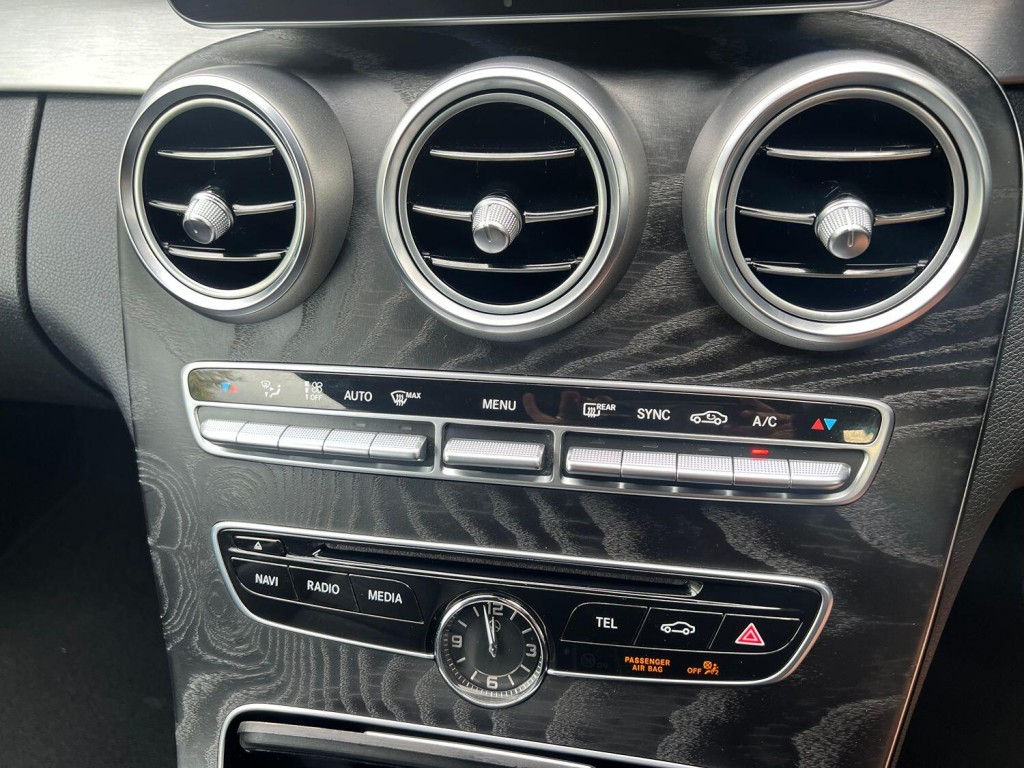 MERCEDES-BENZ C CLASS