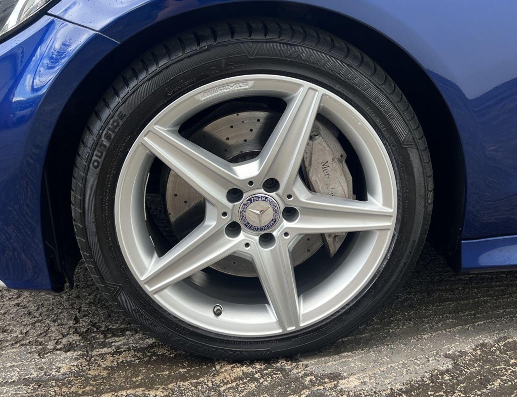 MERCEDES-BENZ C CLASS