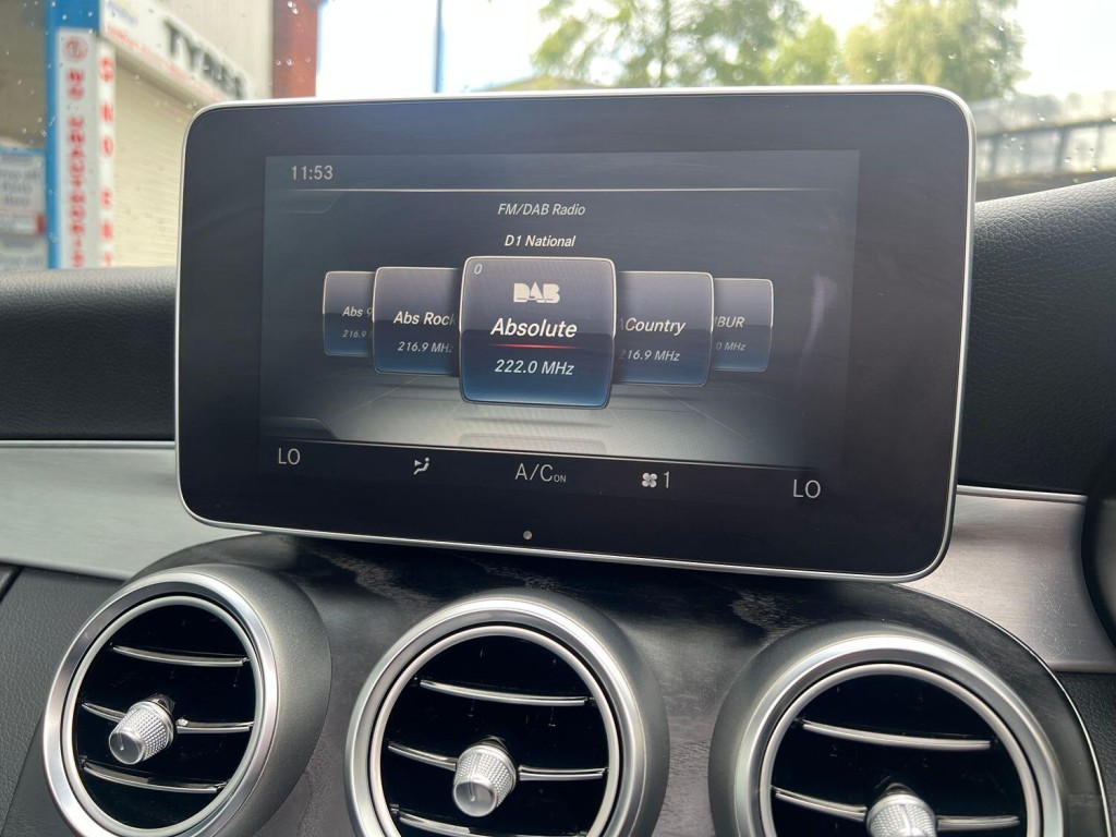 MERCEDES-BENZ C CLASS