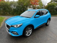 MG HS
