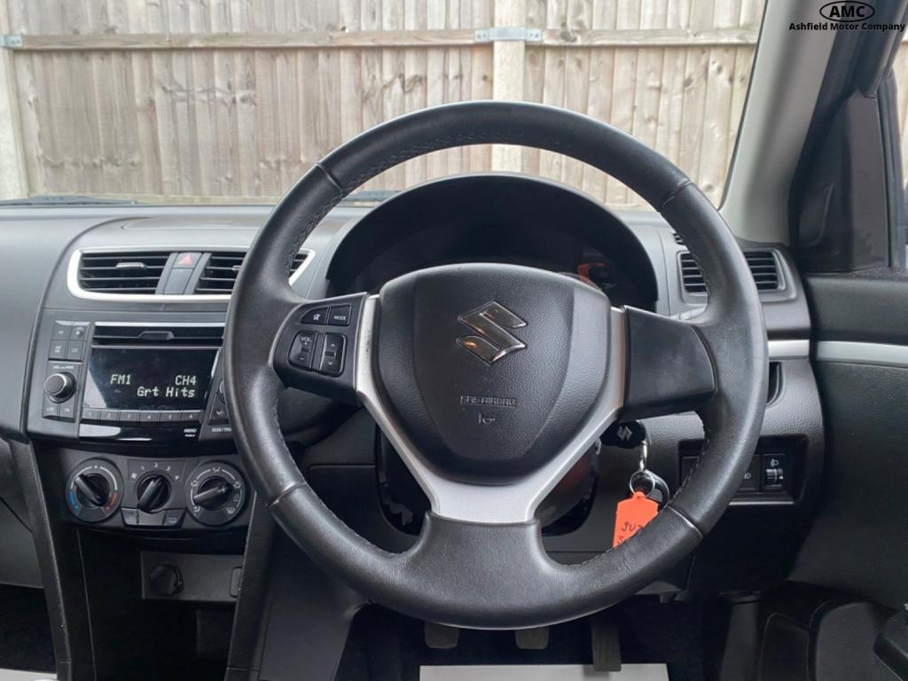 SUZUKI SWIFT