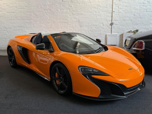 MCLAREN 650S