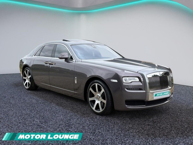 ROLLS-ROYCE GHOST
