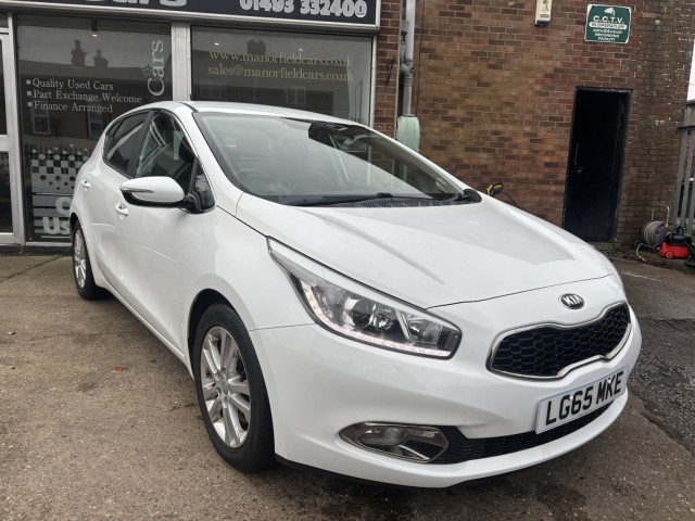 KIA CEED 1.6 GDi EcoDynamics 2 (2015)