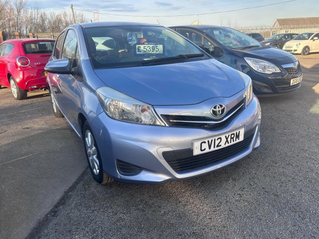 TOYOTA YARIS 1.3 Dual VVT-i TR