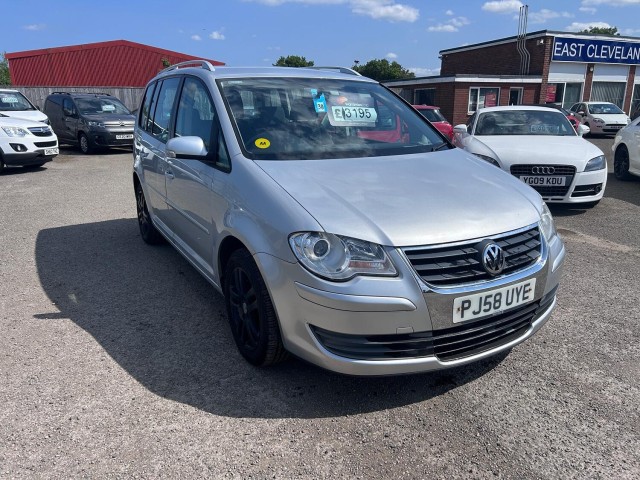 VOLKSWAGEN TOURAN 1.9 TDI SE