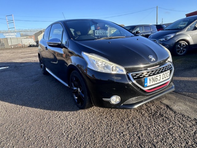 PEUGEOT 208 1.6 THP GTi