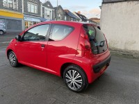 PEUGEOT 107
