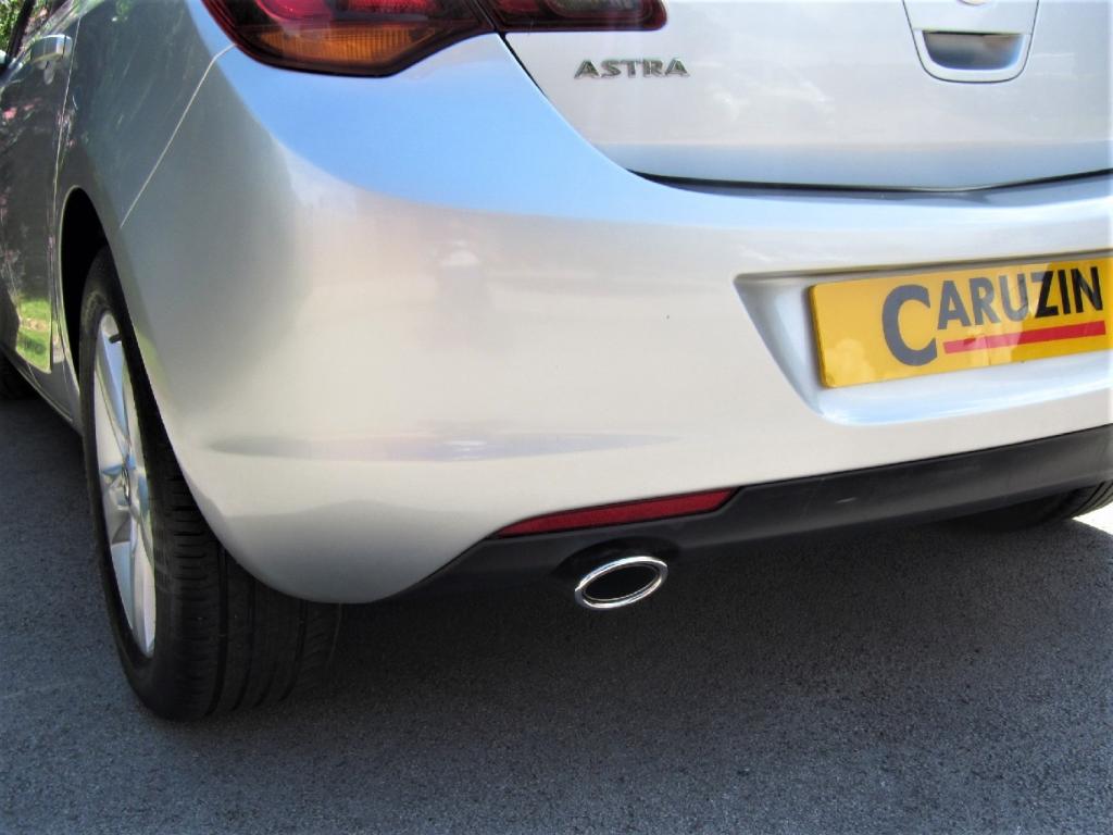VAUXHALL ASTRA