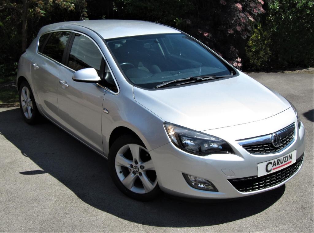 VAUXHALL ASTRA