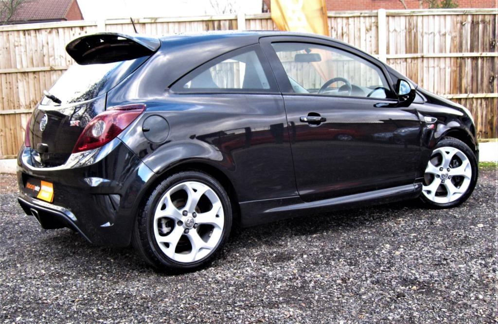 VAUXHALL CORSA