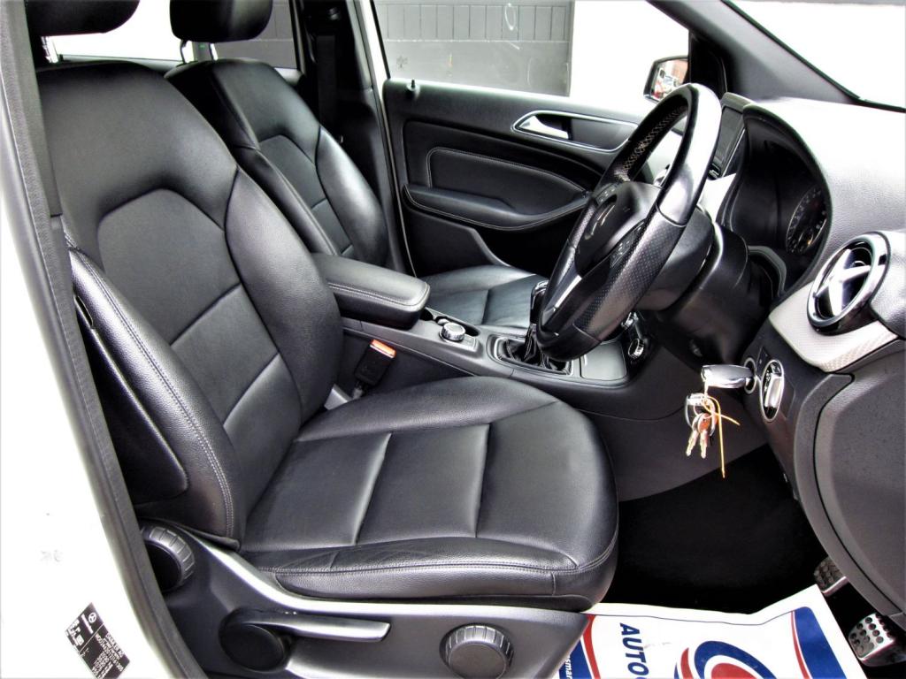 MERCEDES-BENZ B CLASS