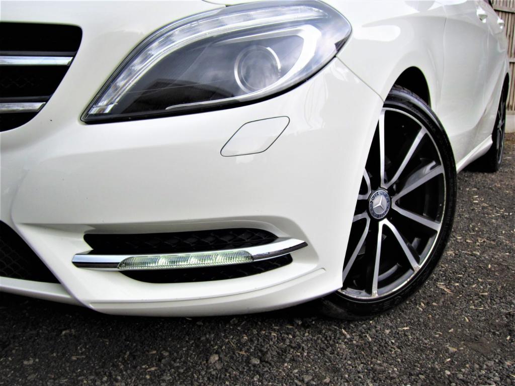 MERCEDES-BENZ B CLASS