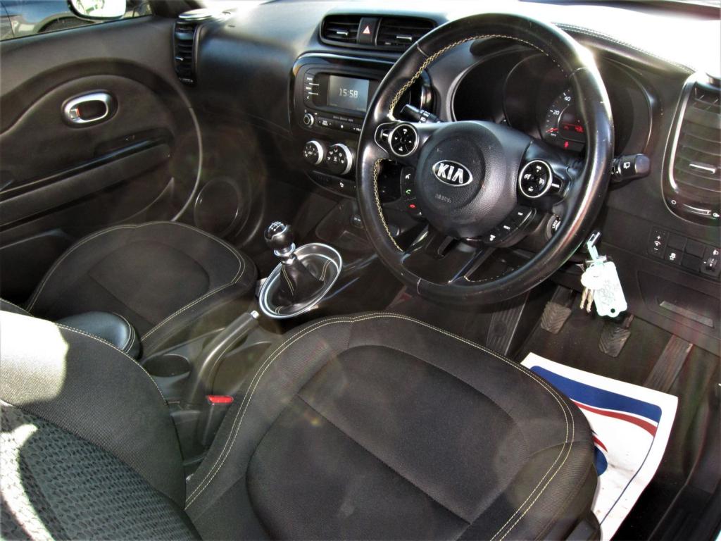 KIA SOUL