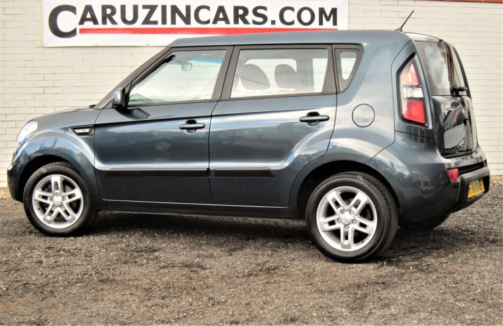 KIA SOUL