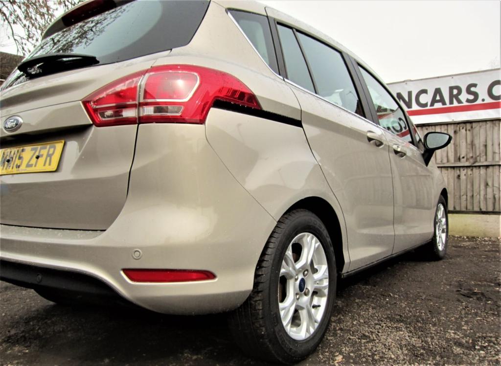 FORD B-MAX